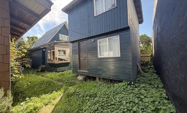 Local Comercial en Venta en Casa en Avda Colón con Local comercial y Cabañas Puerto Varas