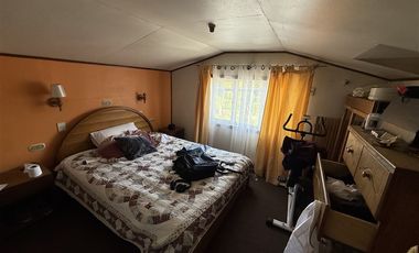 Local Comercial en Venta en Casa en Avda Colón con Local comercial y Cabañas Puerto Varas