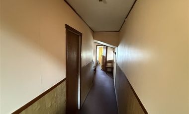 Local Comercial en Venta en Casa en Avda Colón con Local comercial y Cabañas Puerto Varas