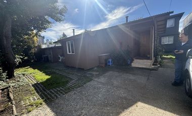 Local Comercial en Venta en Casa en Avda Colón con Local comercial y Cabañas Puerto Varas