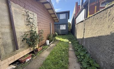 Local Comercial en Venta en Casa en Avda Colón con Local comercial y Cabañas Puerto Varas