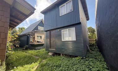 Local Comercial en Venta en Casa en Avda Colón con Local comercial y Cabañas Puerto Varas