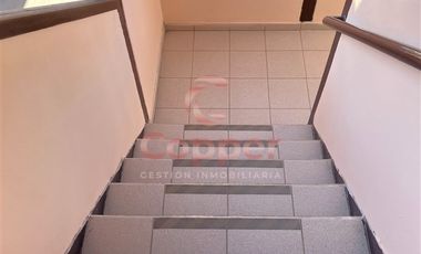 Departamento en Arriendo en Edificio Marhona, entre Salas y Vicuña Mackena