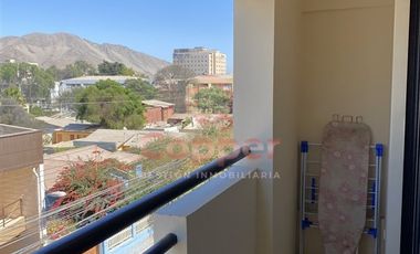 Departamento en Arriendo en Edificio Marhona, entre Salas y Vicuña Mackena