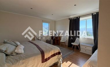 Casa en Venta en Curacaví