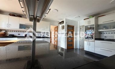 Casa en Venta en Curacaví