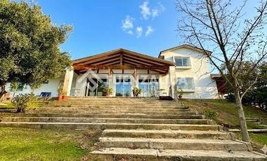 Casa en Venta en Curacaví