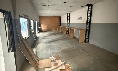 Alquiler de Depósito con Oficinas - San Miguel