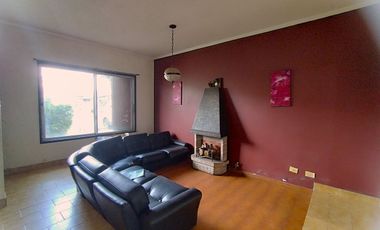 CASA 4 AMB  EN VENTA VILLA ADELINA JARDIN PILETA