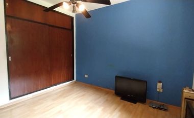 CASA 4 AMB  EN VENTA VILLA ADELINA JARDIN PILETA