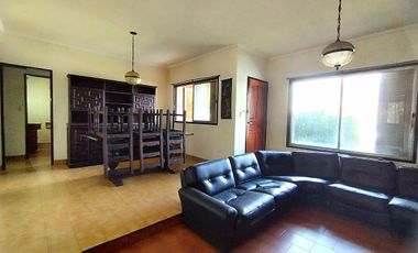 CASA 4 AMB  EN VENTA VILLA ADELINA JARDIN PILETA