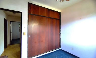 CASA 4 AMB  EN VENTA VILLA ADELINA JARDIN PILETA