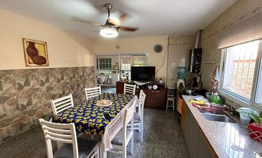 OPORTUNIDAD! SE VENDEN 3 PROPIEDADES EN UNA