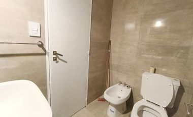 HERMOSO MONOAMBIENTE EN ALQUILER –APTO PROFESIONAL