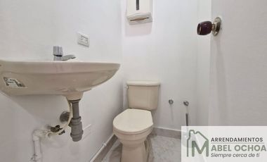 Oficina en Arriendo Ubicado en Envigado Codigo 809