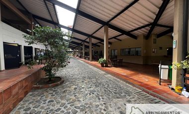Oficina en Arriendo Ubicado en Envigado Codigo 809