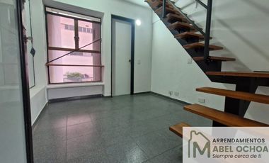 Oficina-Local en Arriendo Ubicado en Envigado Codigo 815