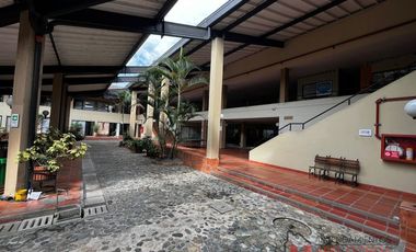Oficina-Local en Arriendo Ubicado en Envigado Codigo 815