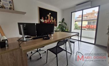 Oficina-Local en Arriendo Ubicado en Envigado Codigo 821