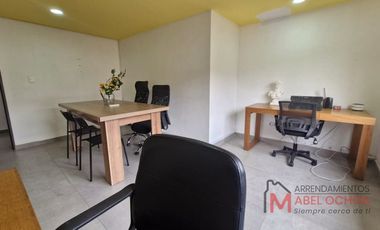 Oficina-Local en Arriendo Ubicado en Envigado Codigo 821