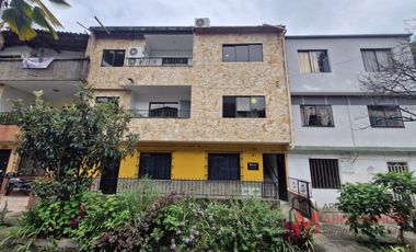 Oficina-Local en Arriendo Ubicado en Envigado Codigo 821