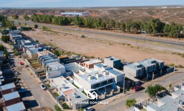 Duplex en B. Perticone, Centenario