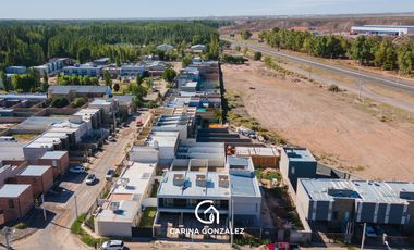 Duplex en B. Perticone, Centenario