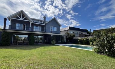 Casa al Rio Con Amarra - San Benito Villanueva