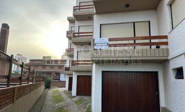 Departamento de 3 ambientes con cochera Frente al Mar Zona Norte
