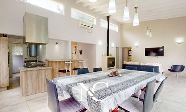 Casa en  Venta en Costa esmeralda 4 ambientes c/ gas