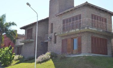 Hermosa Casa con vista al Río en Esquina, Corrientes