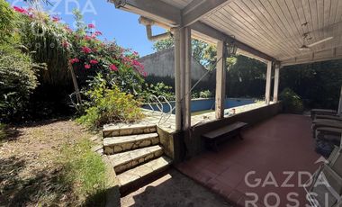 Casa en venta en Adrogue