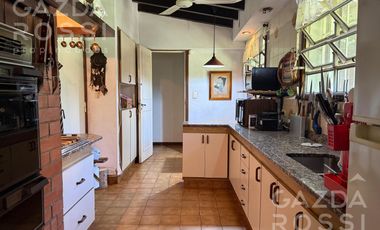 Casa en venta en Adrogue