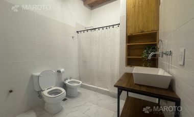 CASA EN VENTA PARA VIVIENDA FAMILIAR O DESARROLLO MULTIFAMILIAR-- MAROTO PROPIEDADES