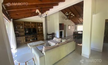 CASA EN VENTA PARA VIVIENDA FAMILIAR O DESARROLLO MULTIFAMILIAR-- MAROTO PROPIEDADES