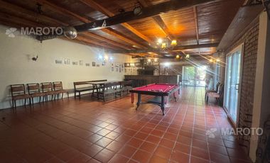 CASA EN VENTA PARA VIVIENDA FAMILIAR O DESARROLLO MULTIFAMILIAR-- MAROTO PROPIEDADES