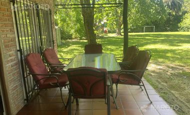 CASA EN VENTA PARA VIVIENDA FAMILIAR O DESARROLLO MULTIFAMILIAR-- MAROTO PROPIEDADES