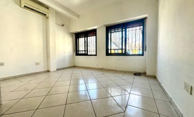 GALPON Y TRES MONOAMBIENTES EN LA BOCA VENTA