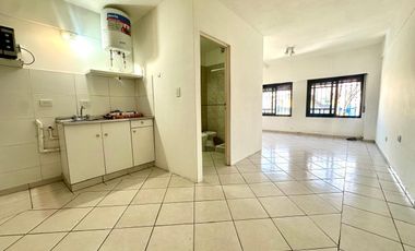 GALPON Y TRES MONOAMBIENTES EN LA BOCA VENTA