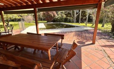 Casa en venta en Estancia San Juan, Berazategui