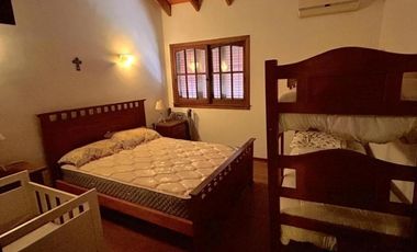 Casa en venta en Estancia San Juan, Berazategui