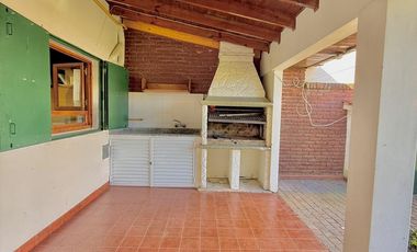 Casa en Santa Clara del Mar! Excelente estado