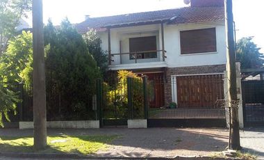 Casa en venta en Almirante Brown