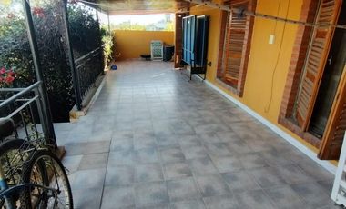 EXCELENTE PROPIEDAD EN CALLE ANTONIO MACHADO CASI ESTADOS UNIDOS!!!