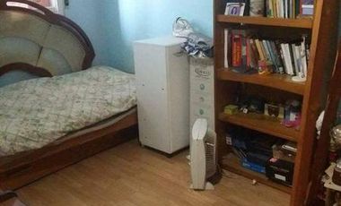 Chalet, 4 ambientes con pileta en  Lomas de Zamora