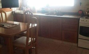 Chalet, 4 ambientes con pileta en  Lomas de Zamora