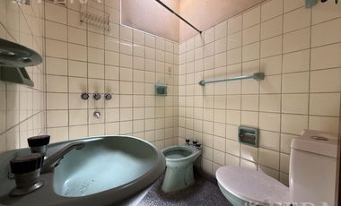 Venta de Casa 3 ambientes con jardín en Ezpeleta Oeste