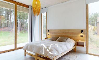 Casa en venta en Costa Esmeralda fondo libre al bosque