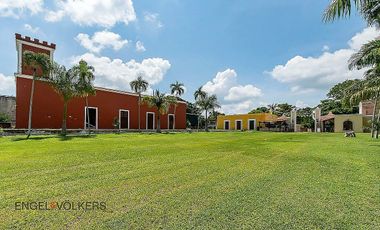 Hcienda en venta en el corazon de Yucatan