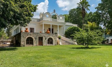 Hcienda en venta en el corazon de Yucatan